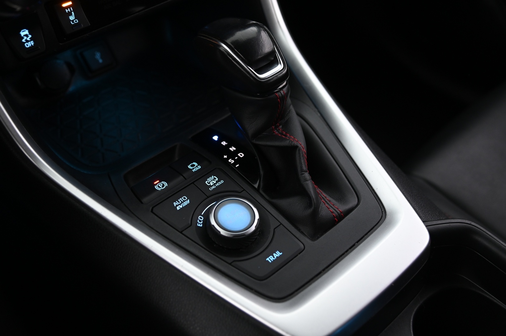 TOYOTA RAV4 PLUG-IN 2021