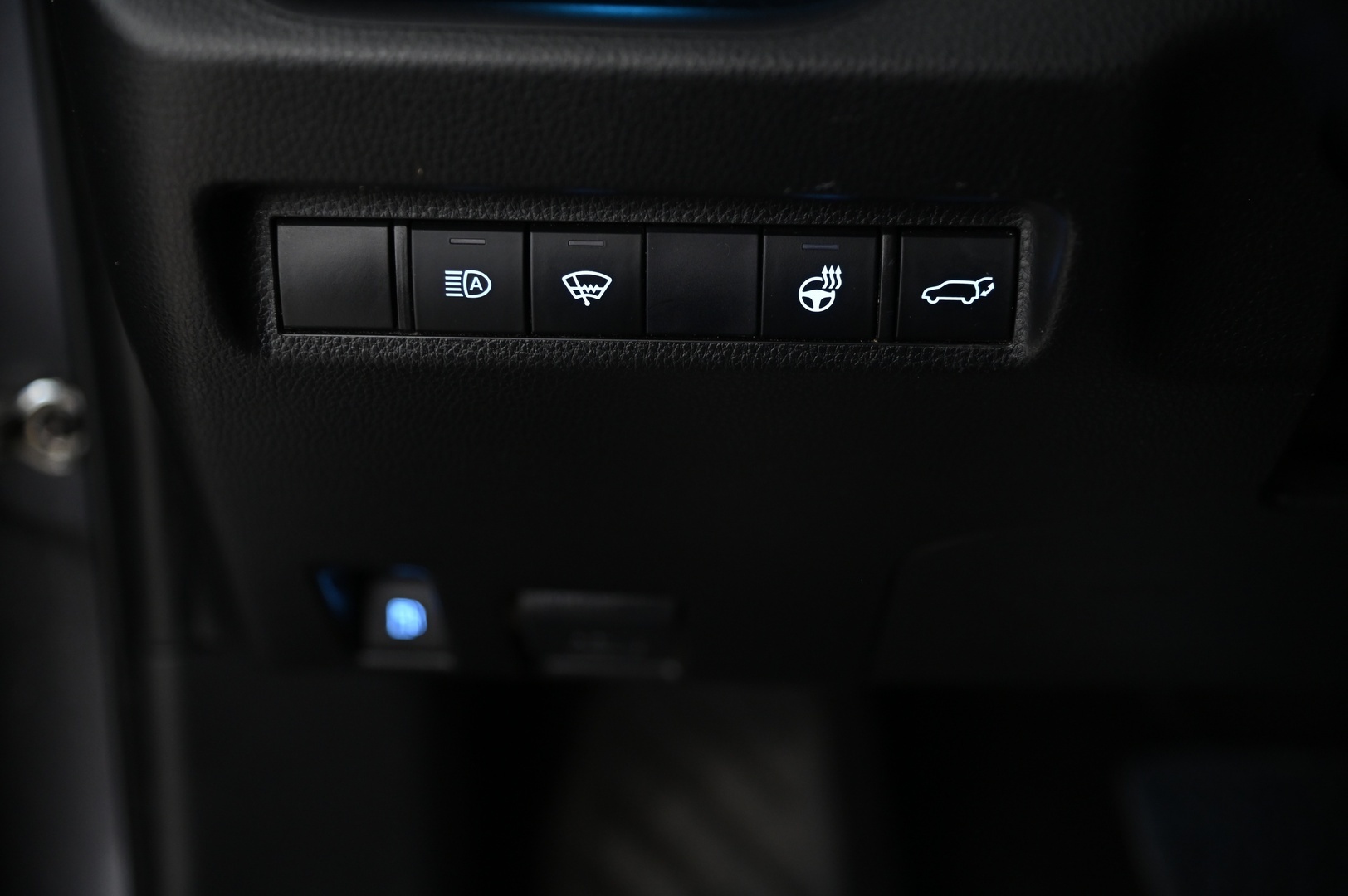 TOYOTA RAV4 PLUG-IN 2021