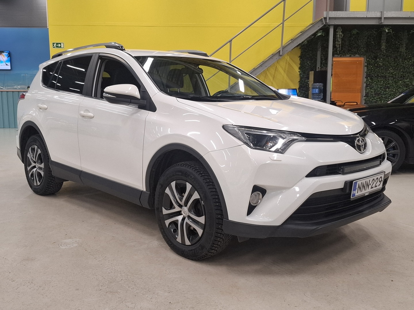 TOYOTA RAV4 2017