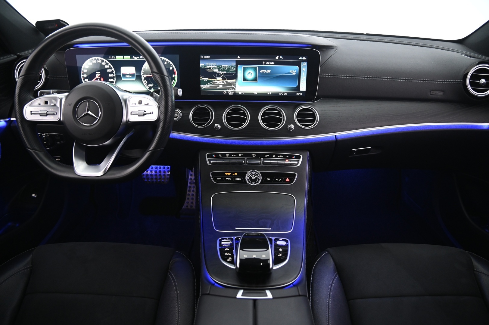 MERCEDES-BENZ E 2019