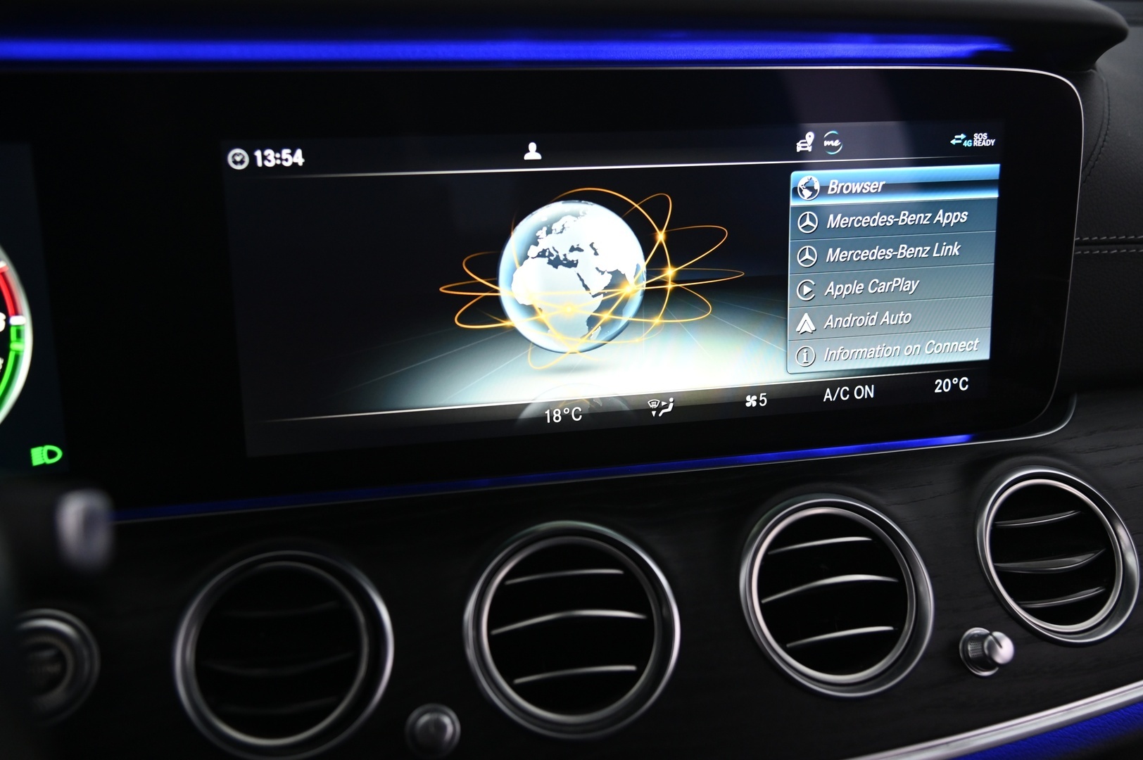 MERCEDES-BENZ E 2019