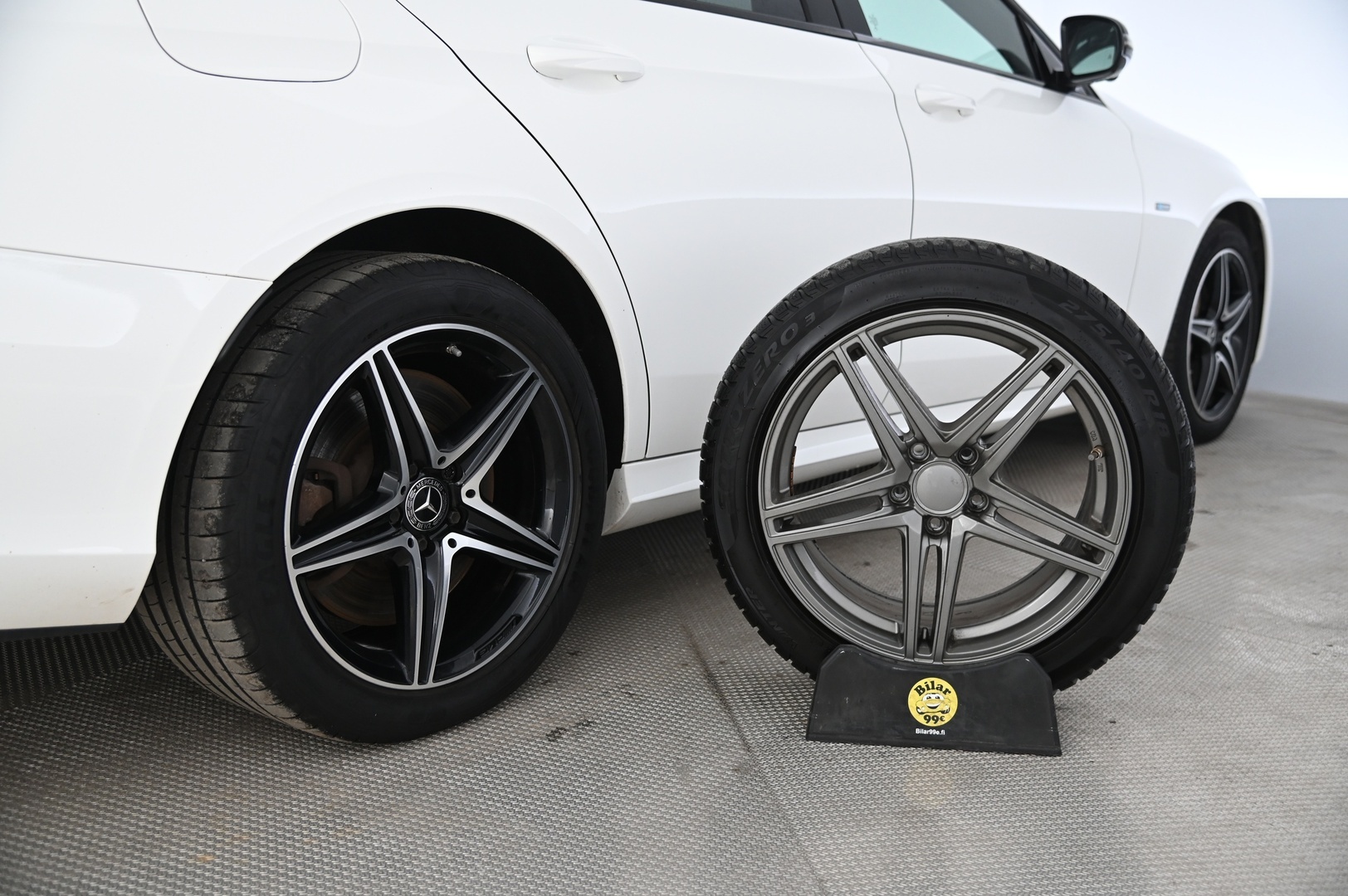 MERCEDES-BENZ E 2019