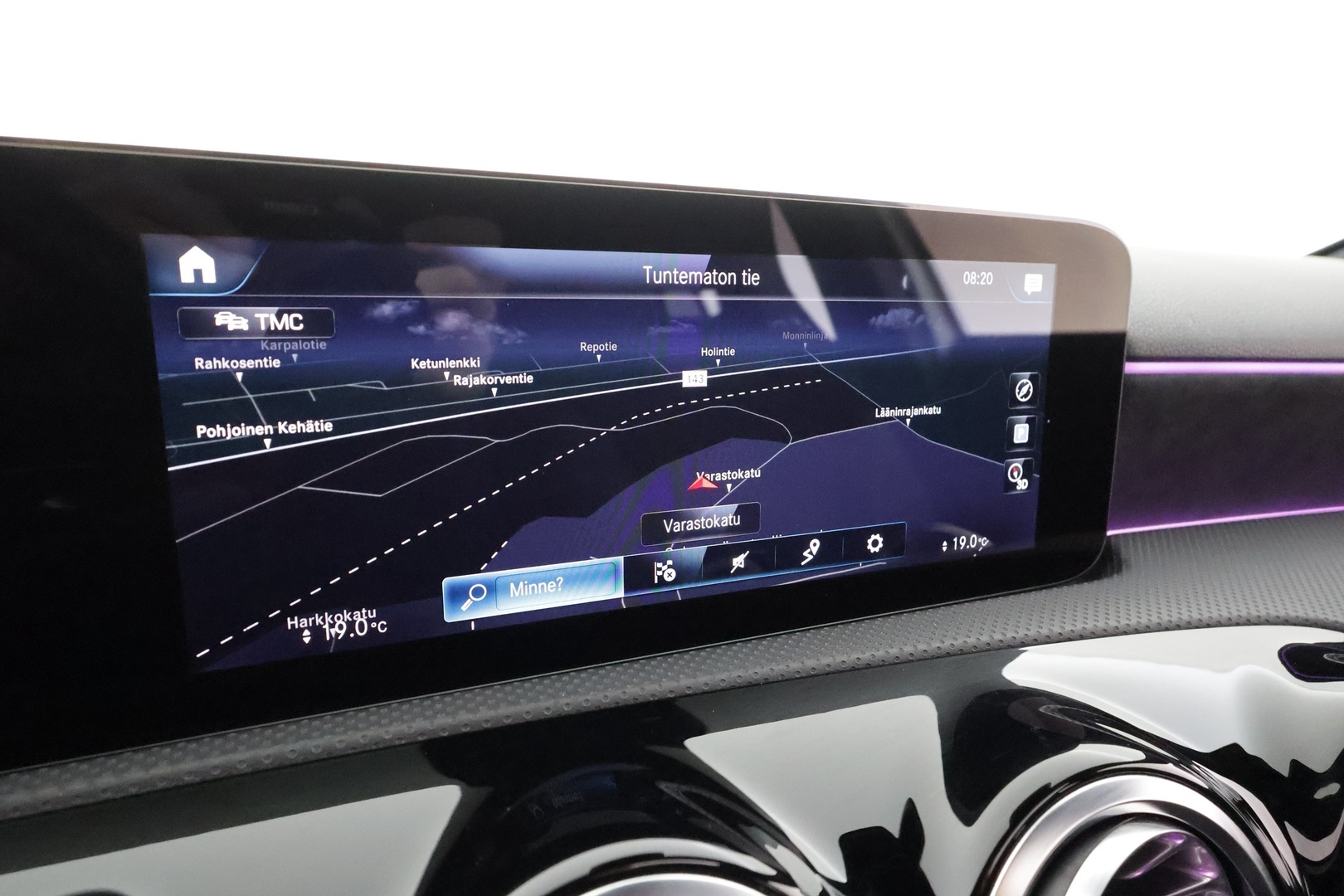 MERCEDES-BENZ A 2022