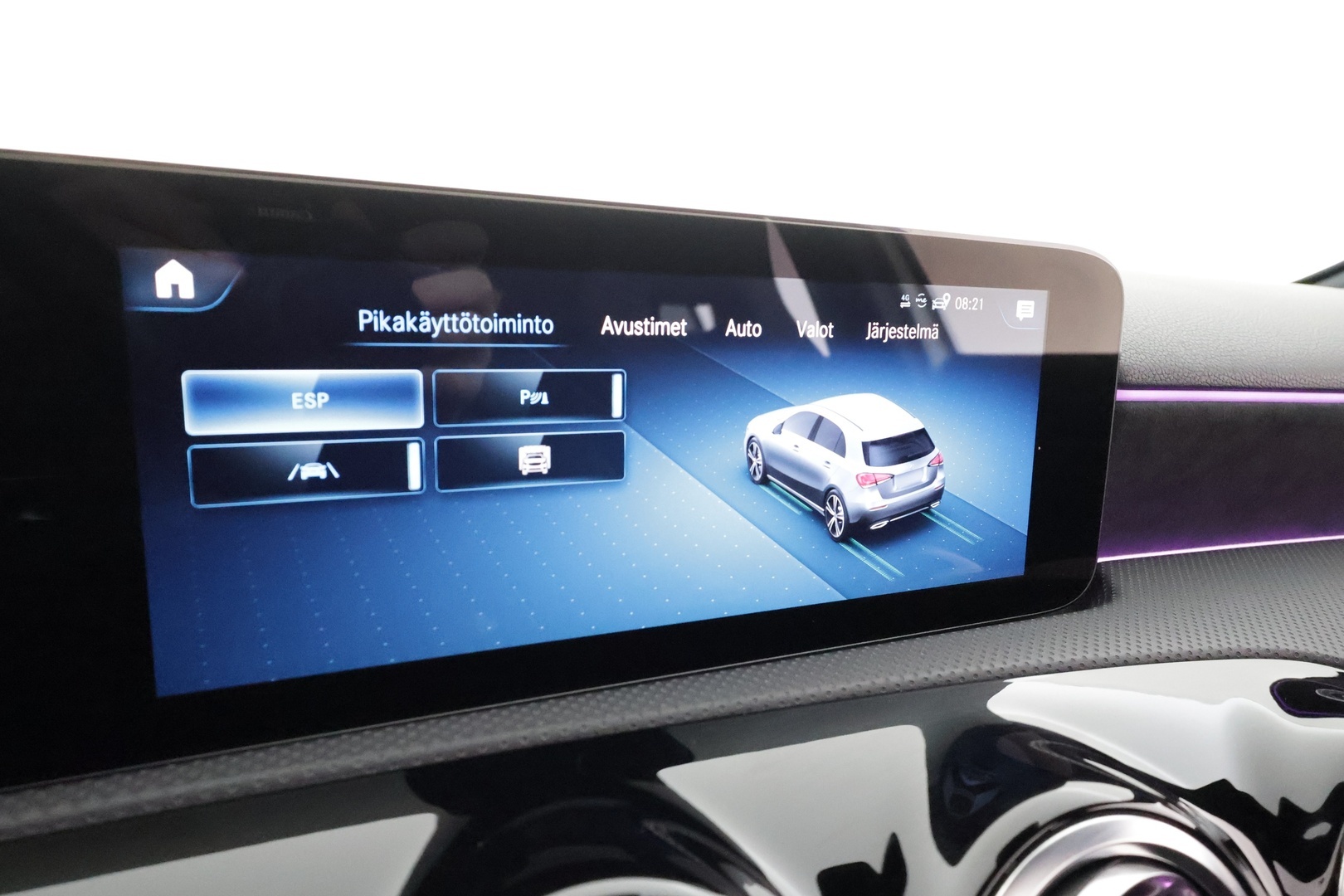 MERCEDES-BENZ A 2022