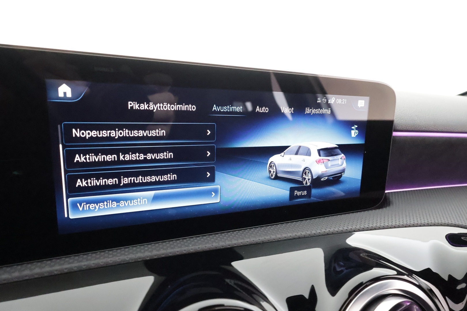 MERCEDES-BENZ A 2022