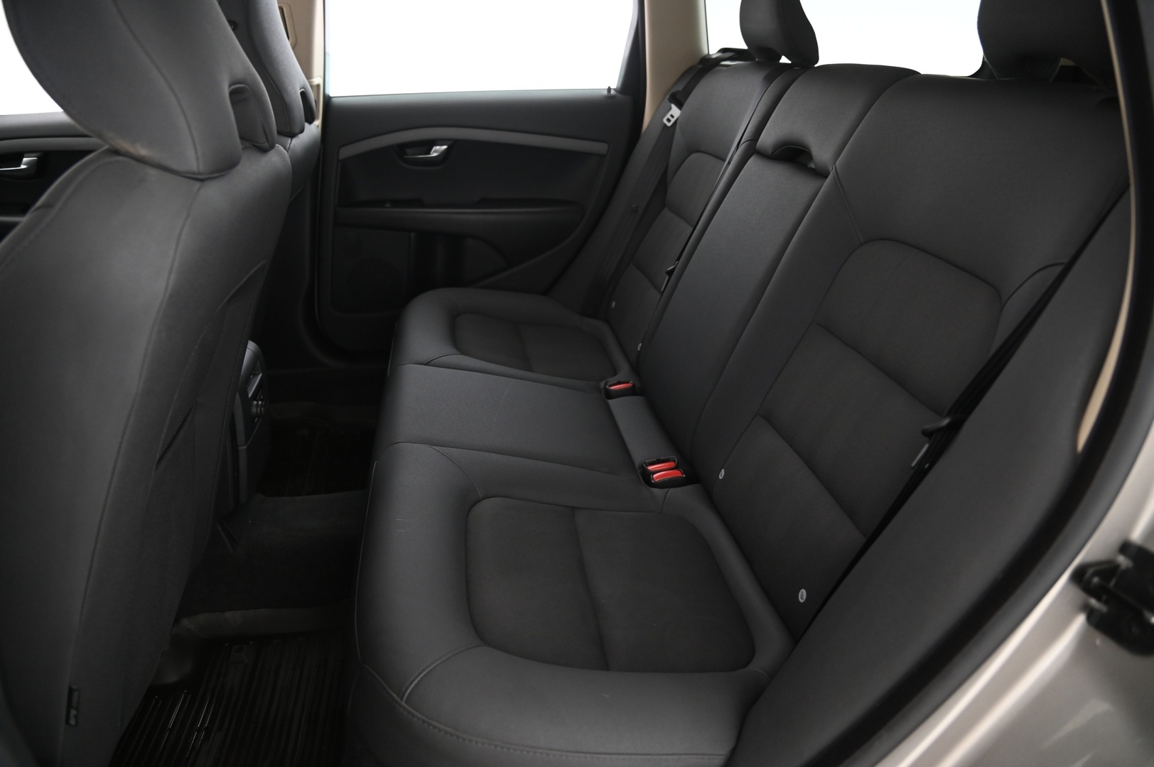 VOLVO V70 2008