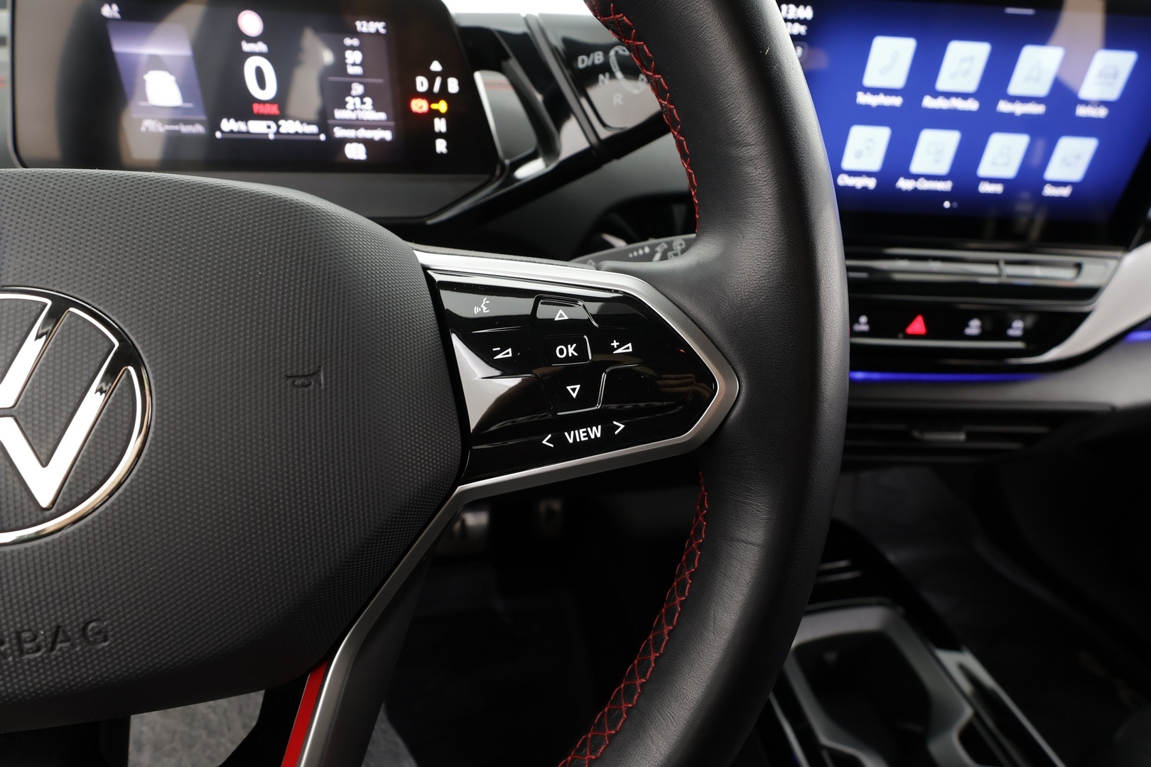 VOLKSWAGEN ID.4 2023