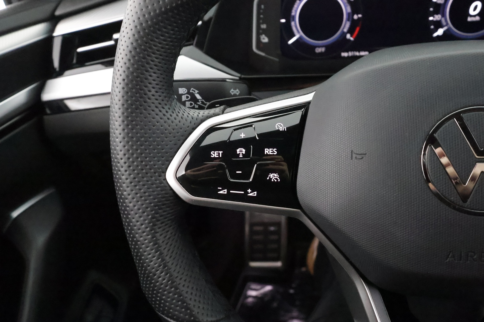 VOLKSWAGEN ARTEON 2022