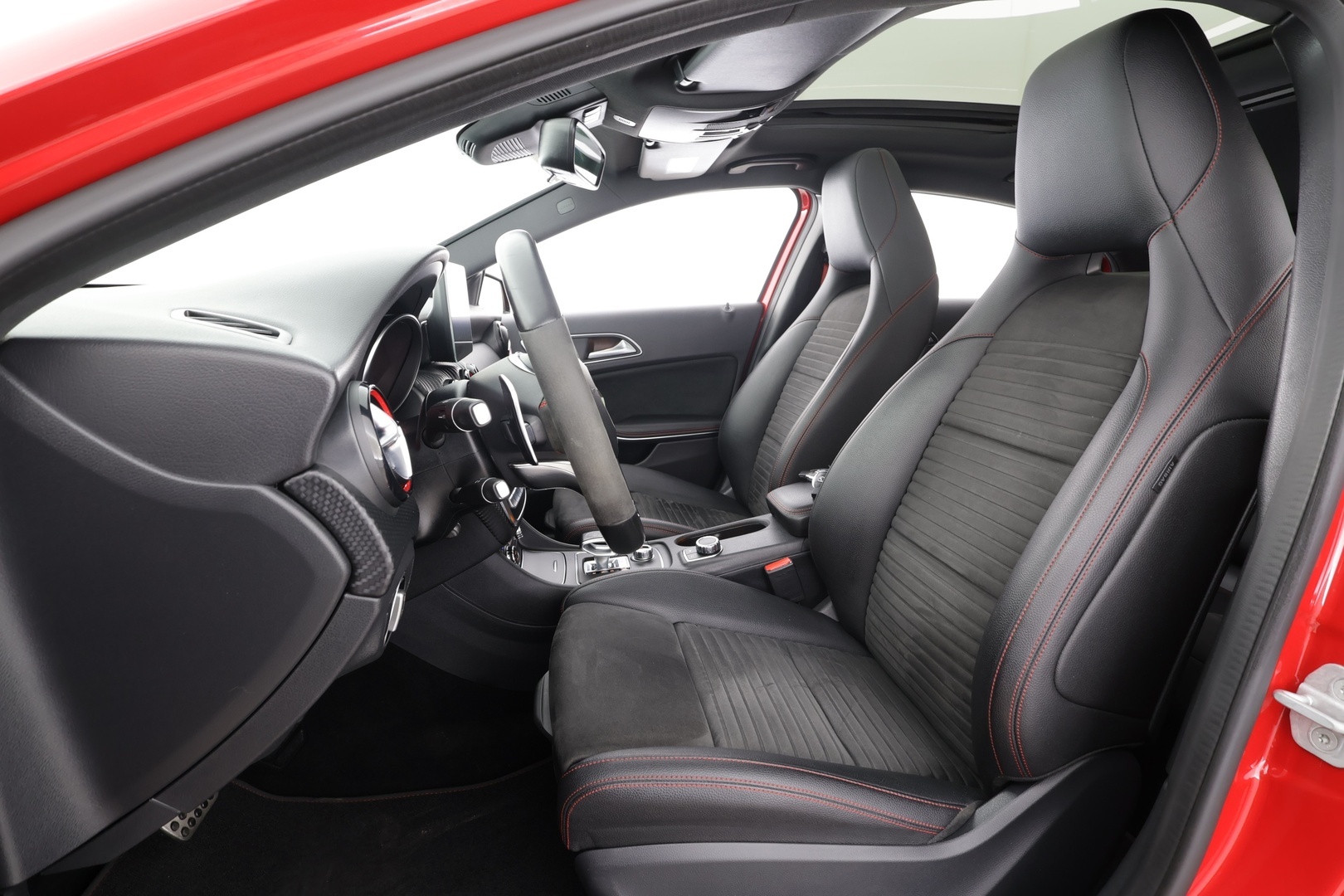 MERCEDES-BENZ A 45 AMG 2018