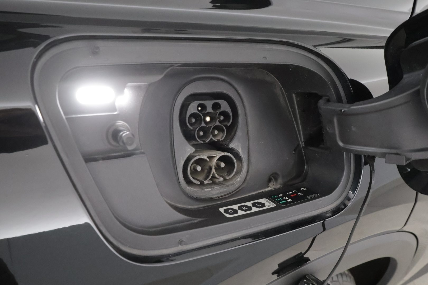AUDI Q4 E-TRON 2024