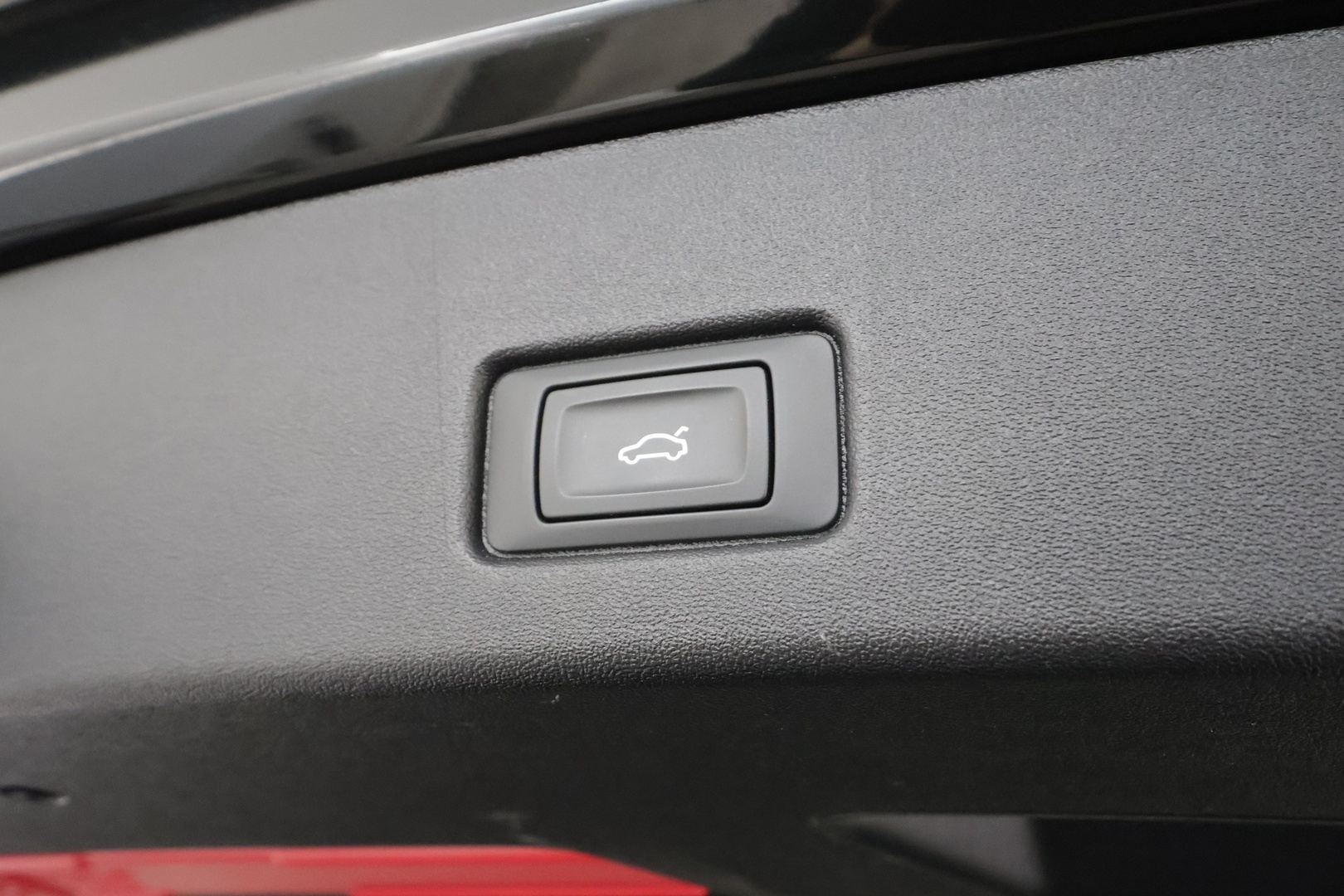 AUDI Q4 E-TRON 2024