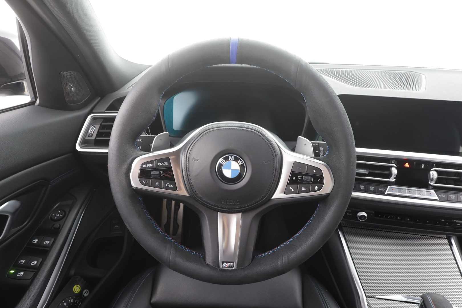 BMW 330 2021