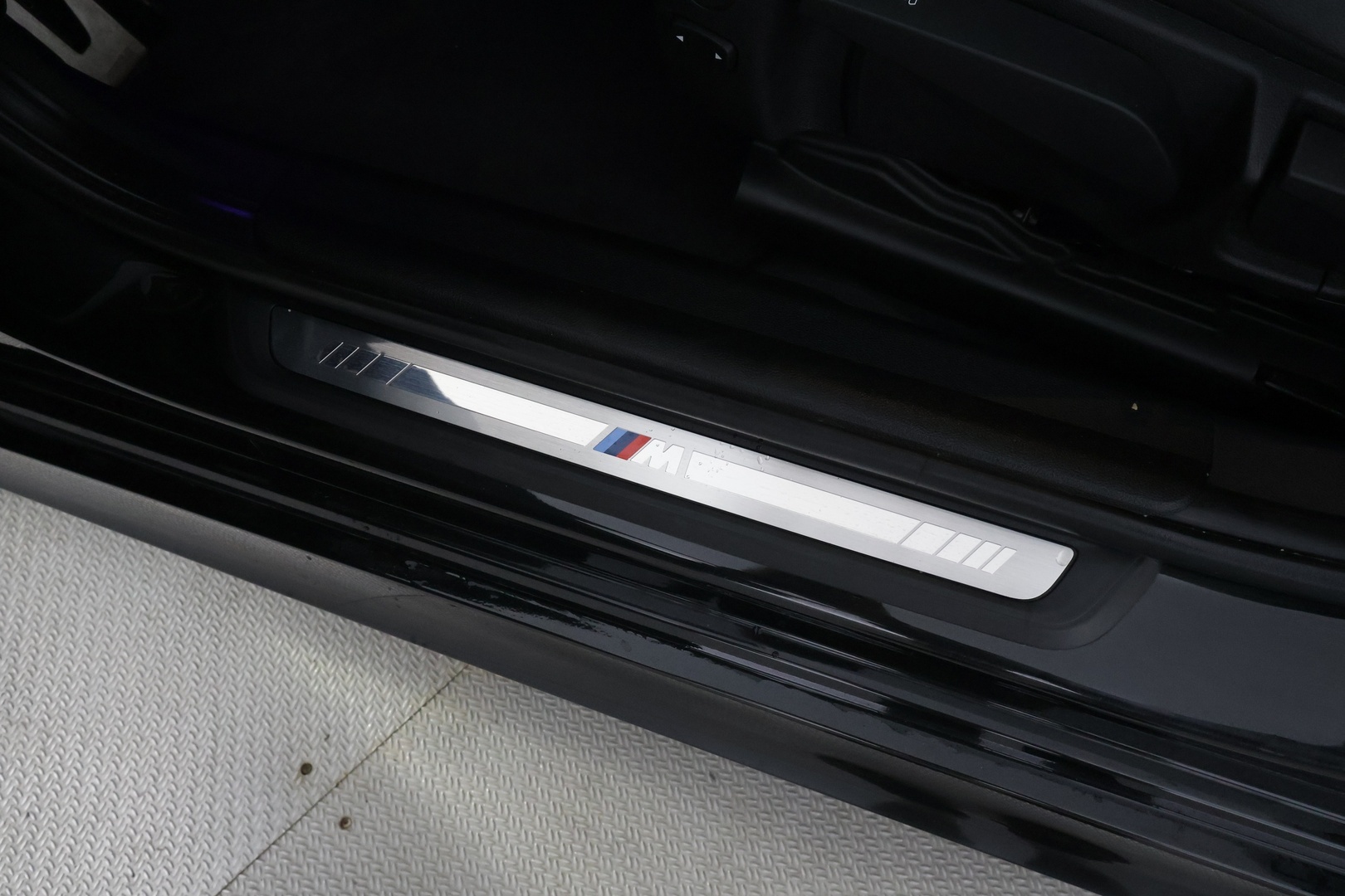 BMW 330 2021