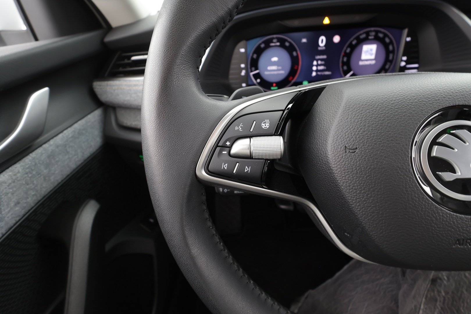 SKODA OCTAVIA 2025