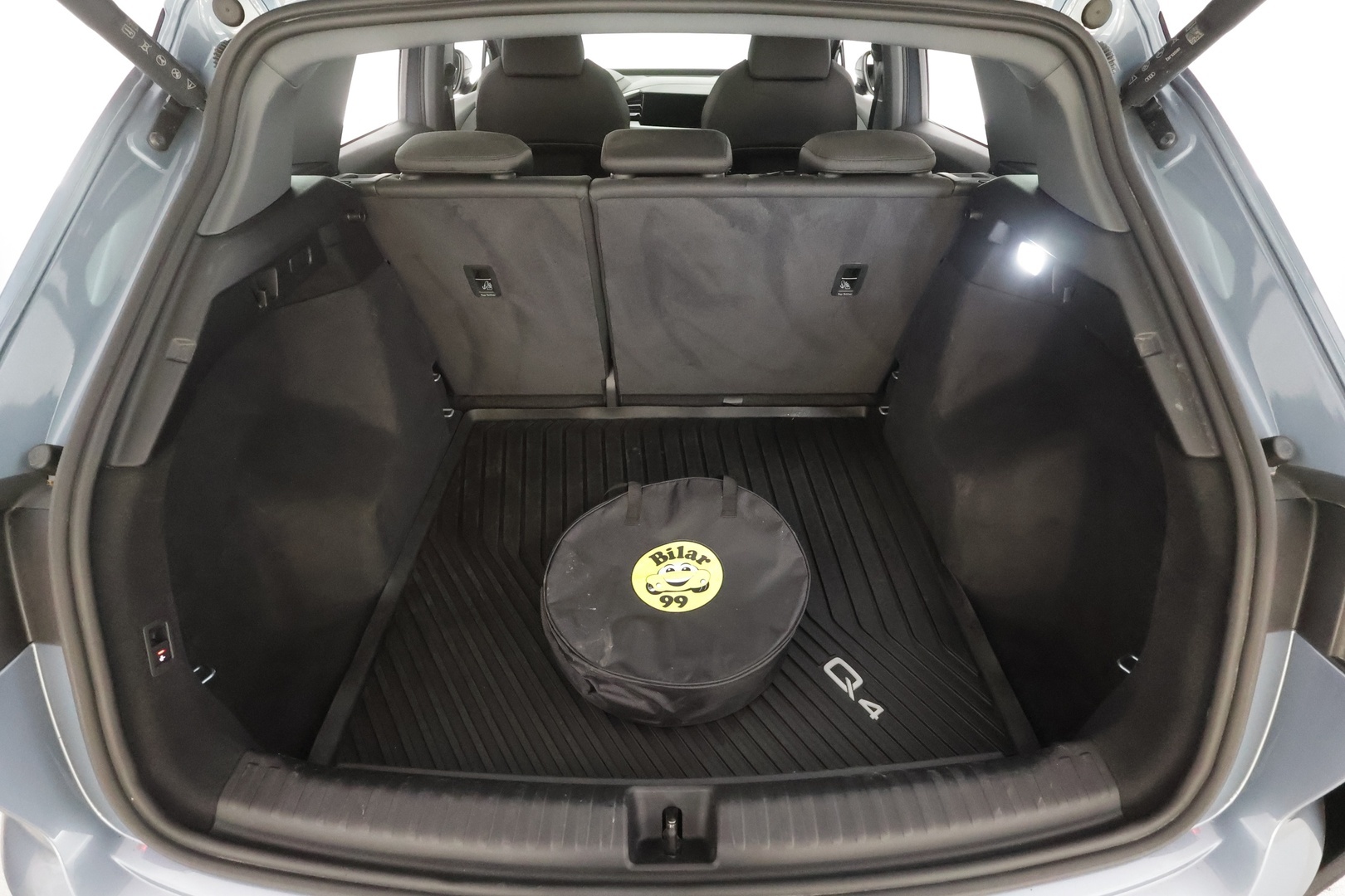 AUDI Q4 E-TRON 2023