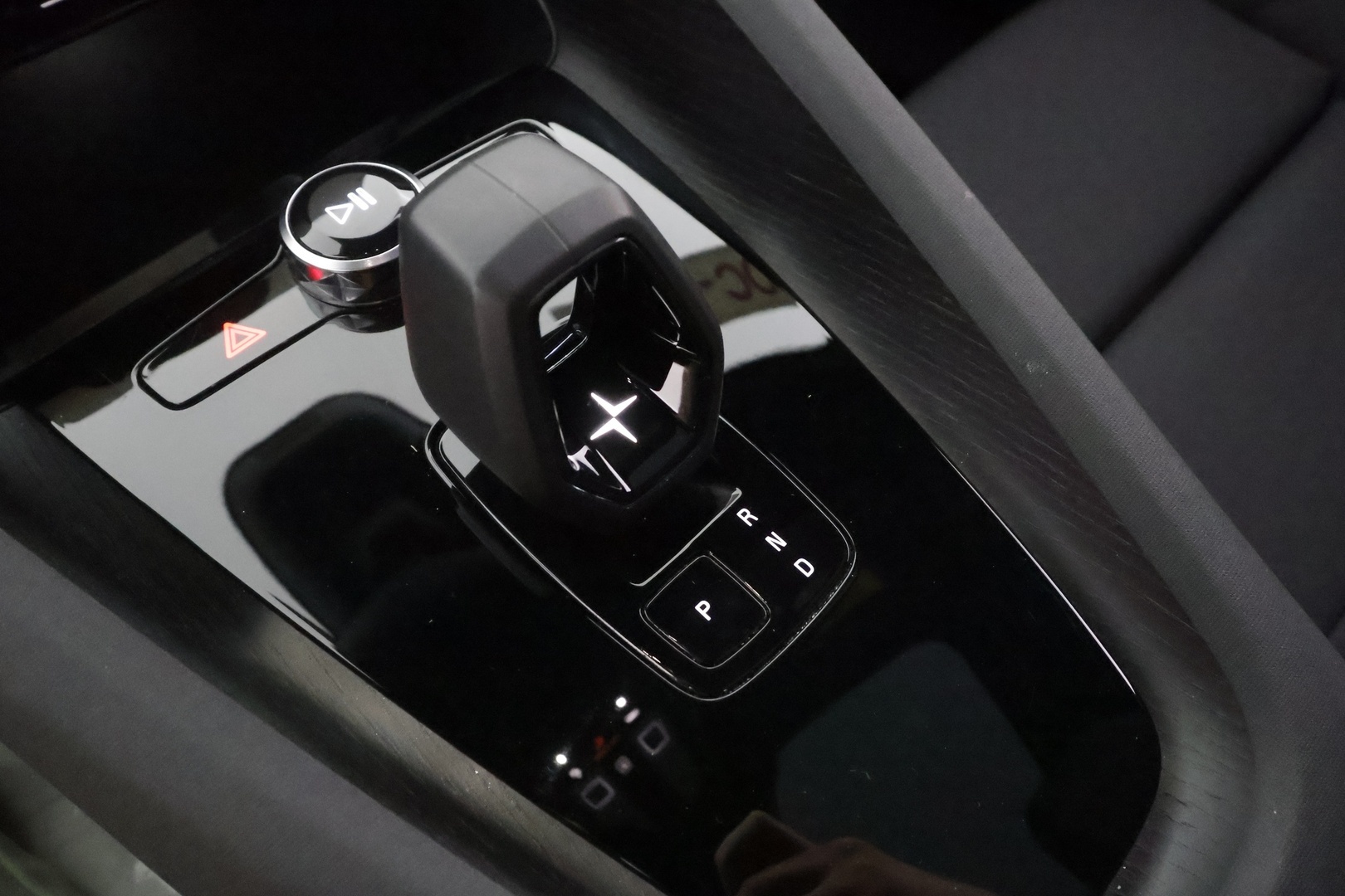POLESTAR 2 2022