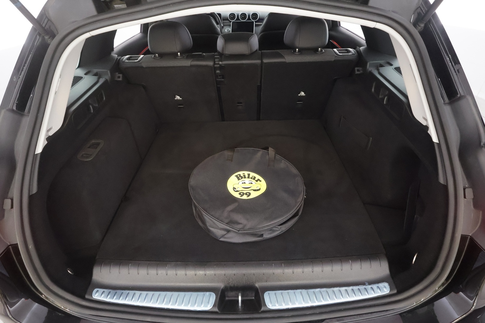 MERCEDES-BENZ C 2023