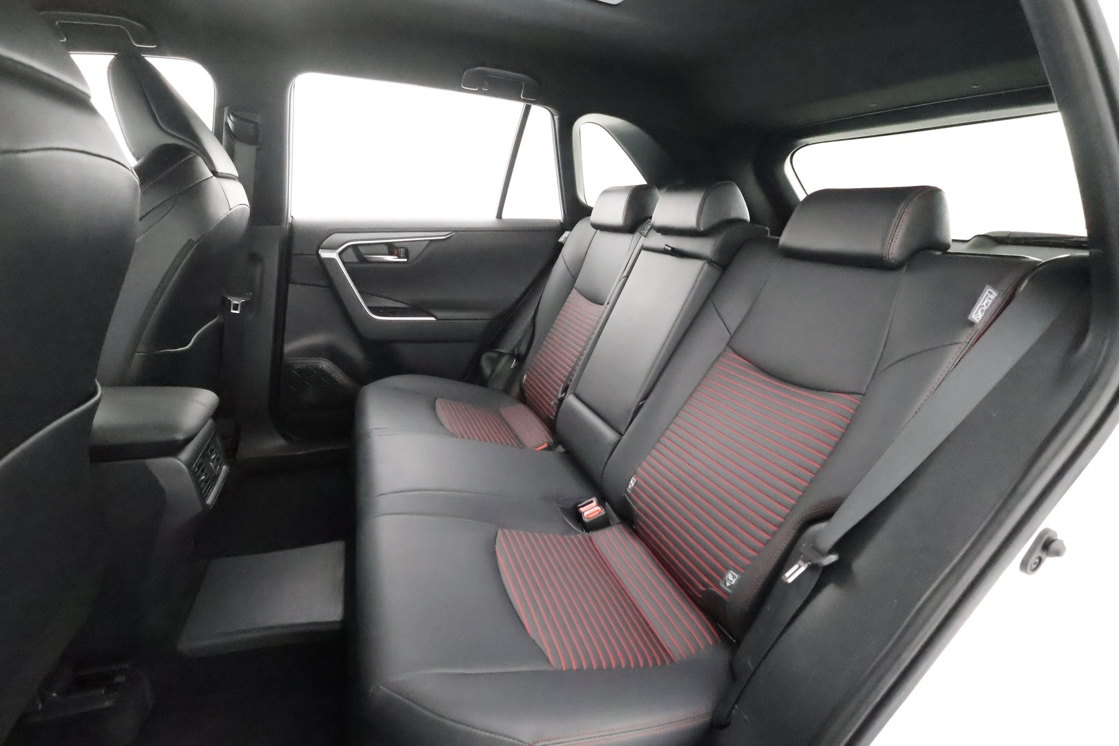 TOYOTA RAV4 PLUG-IN 2024