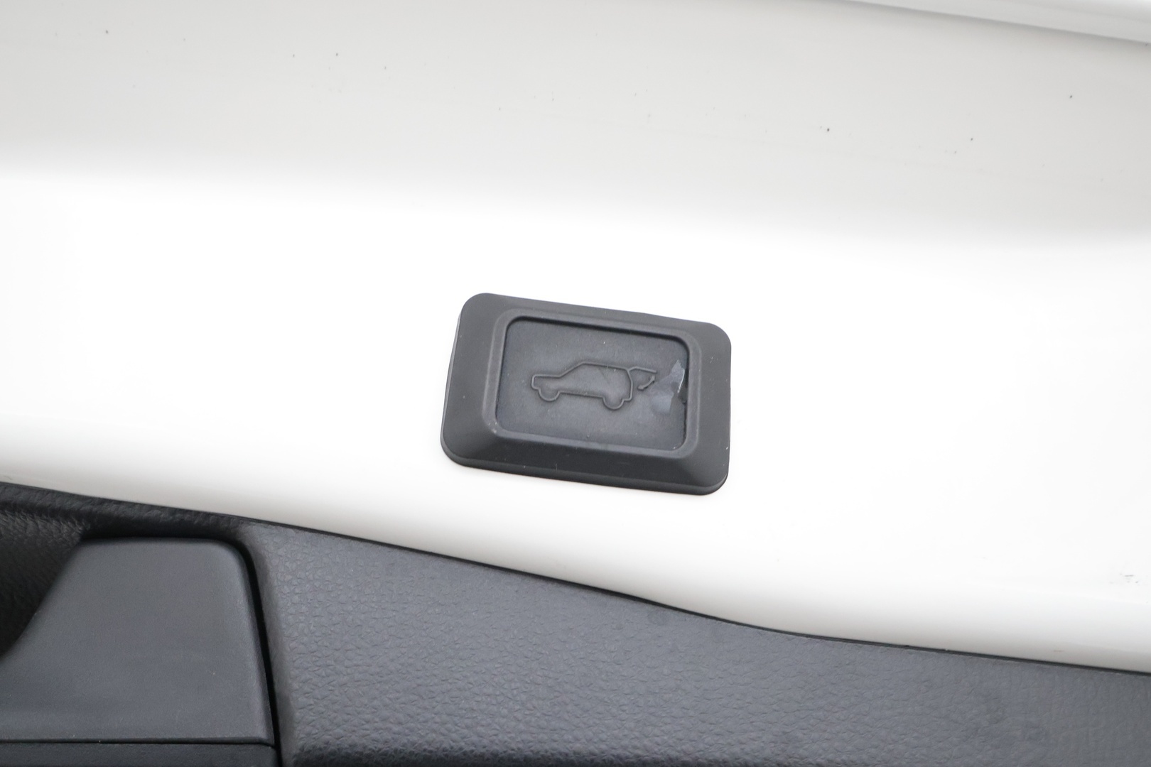 TOYOTA RAV4 PLUG-IN 2024