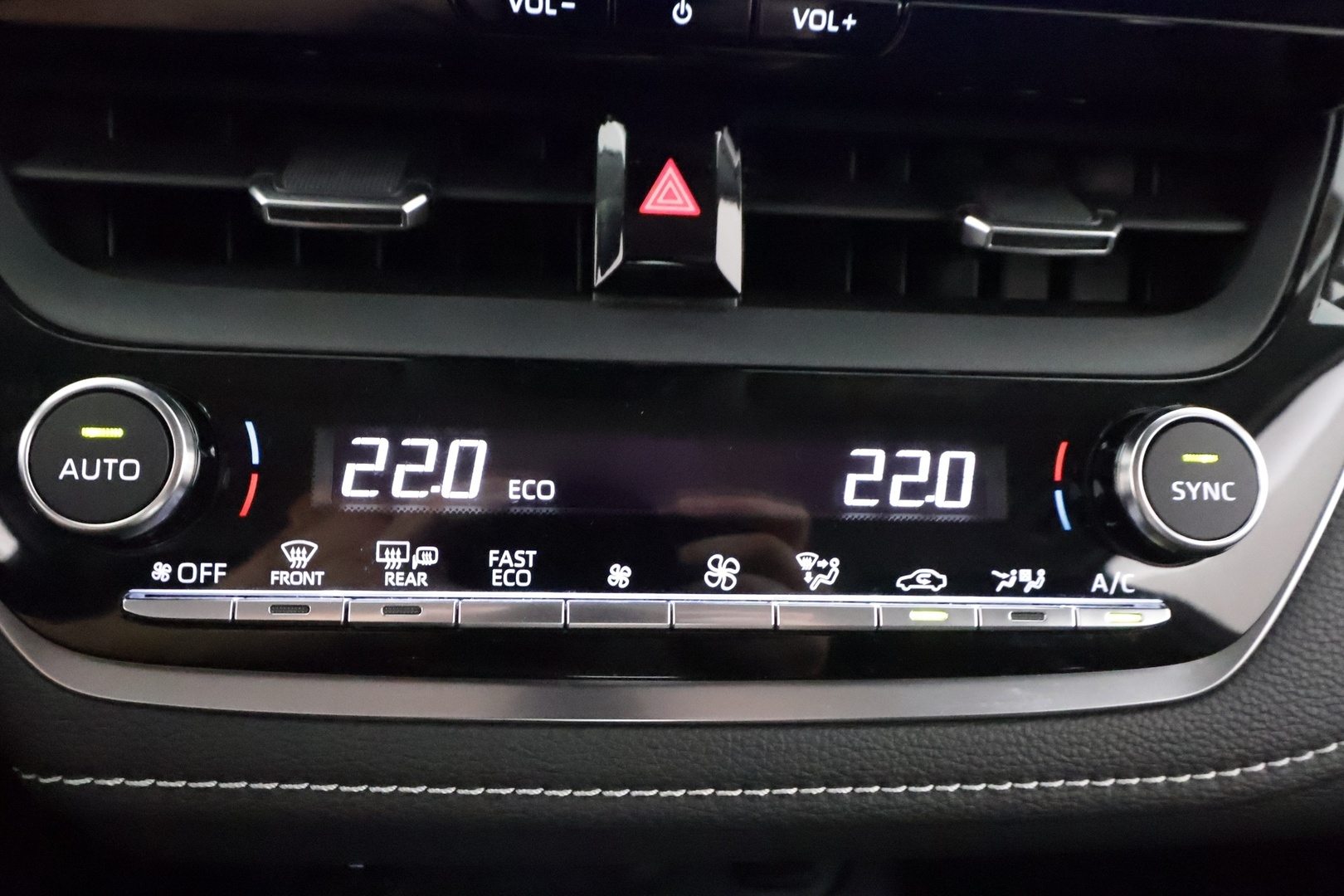 TOYOTA COROLLA 2024
