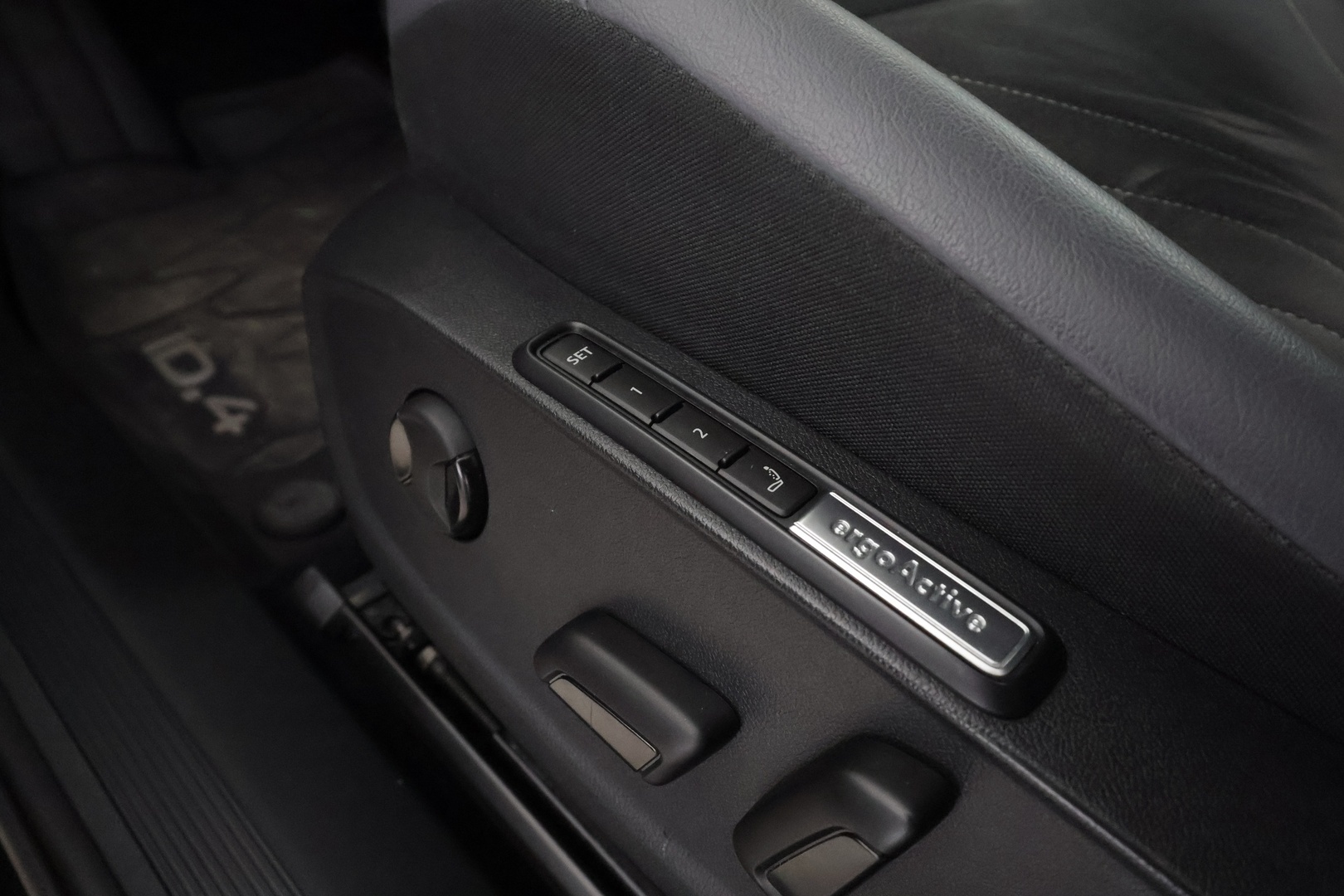 VOLKSWAGEN ID.4 2023