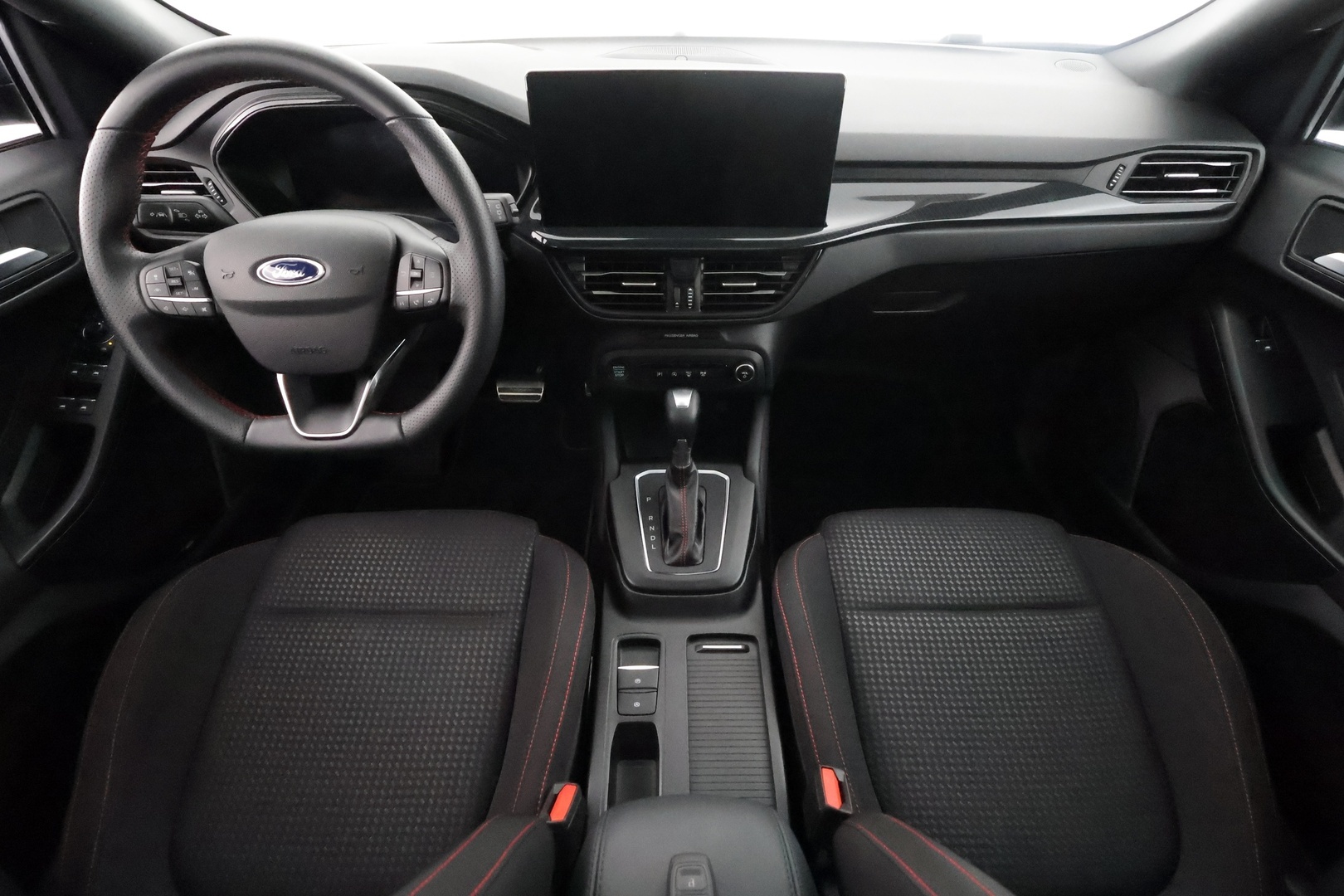 FORD FOCUS 2024