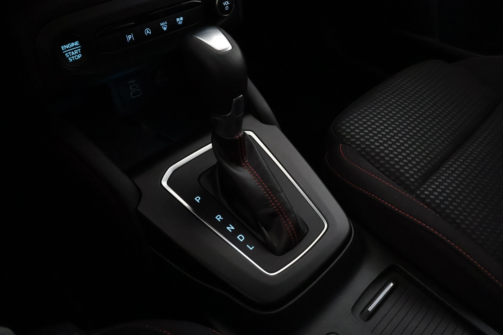 FORD FOCUS 2024