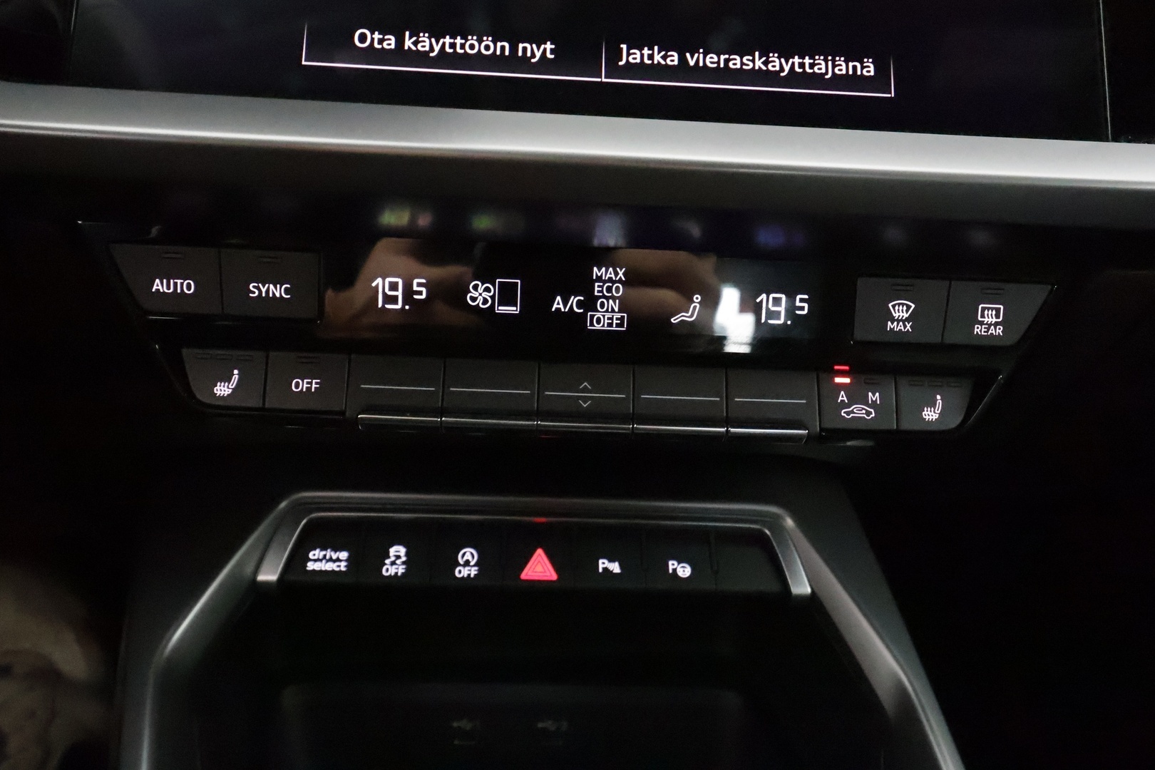 AUDI A3 2024