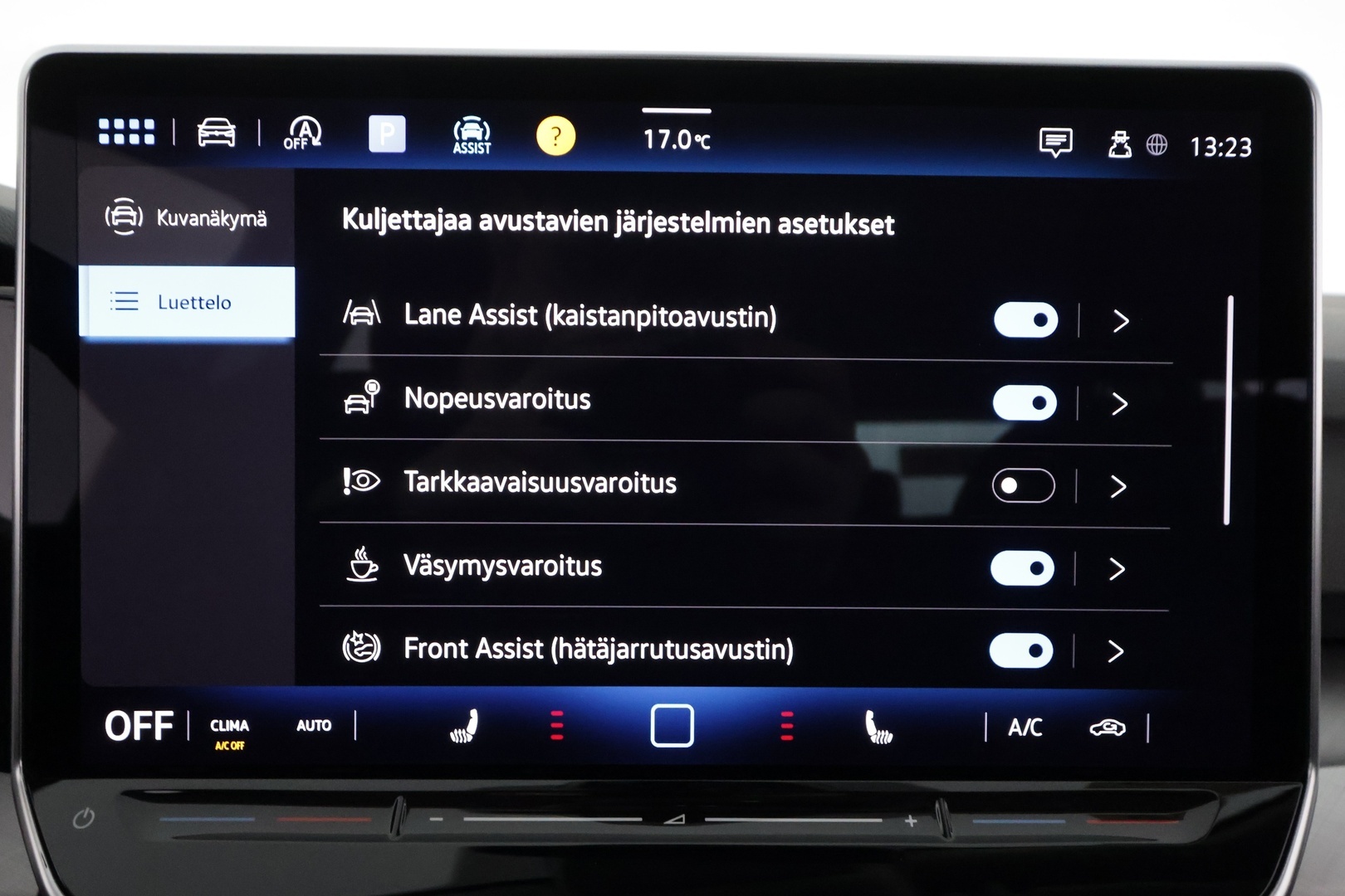VOLKSWAGEN GOLF 2024
