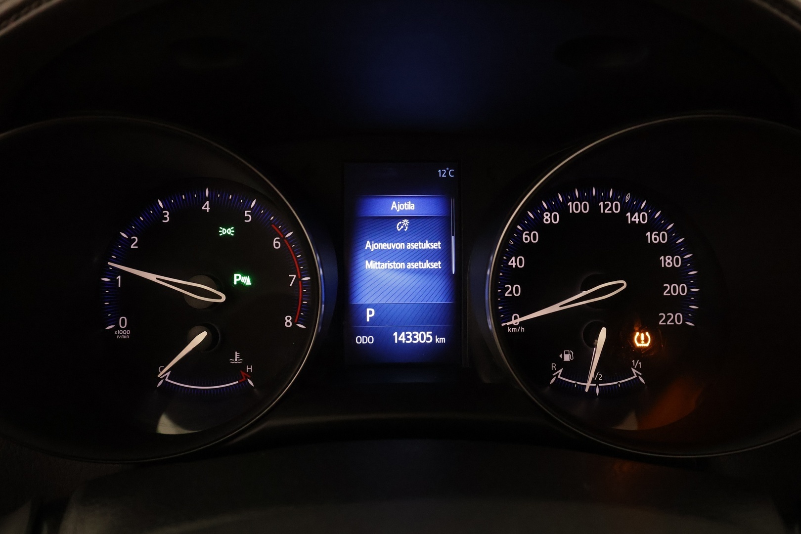 TOYOTA C-HR 2017