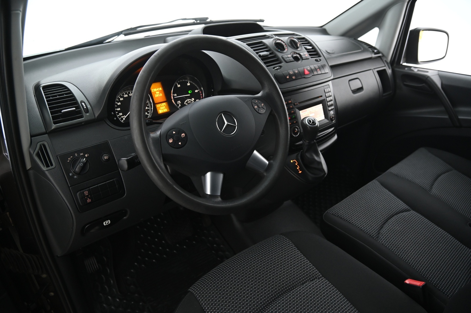 MERCEDES-BENZ Vito 2012