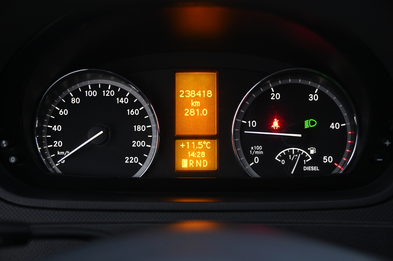 MERCEDES-BENZ Vito 2012