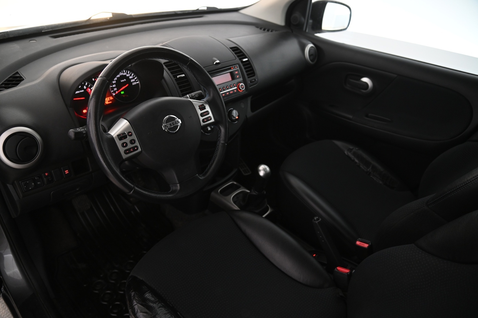 NISSAN Note 2013