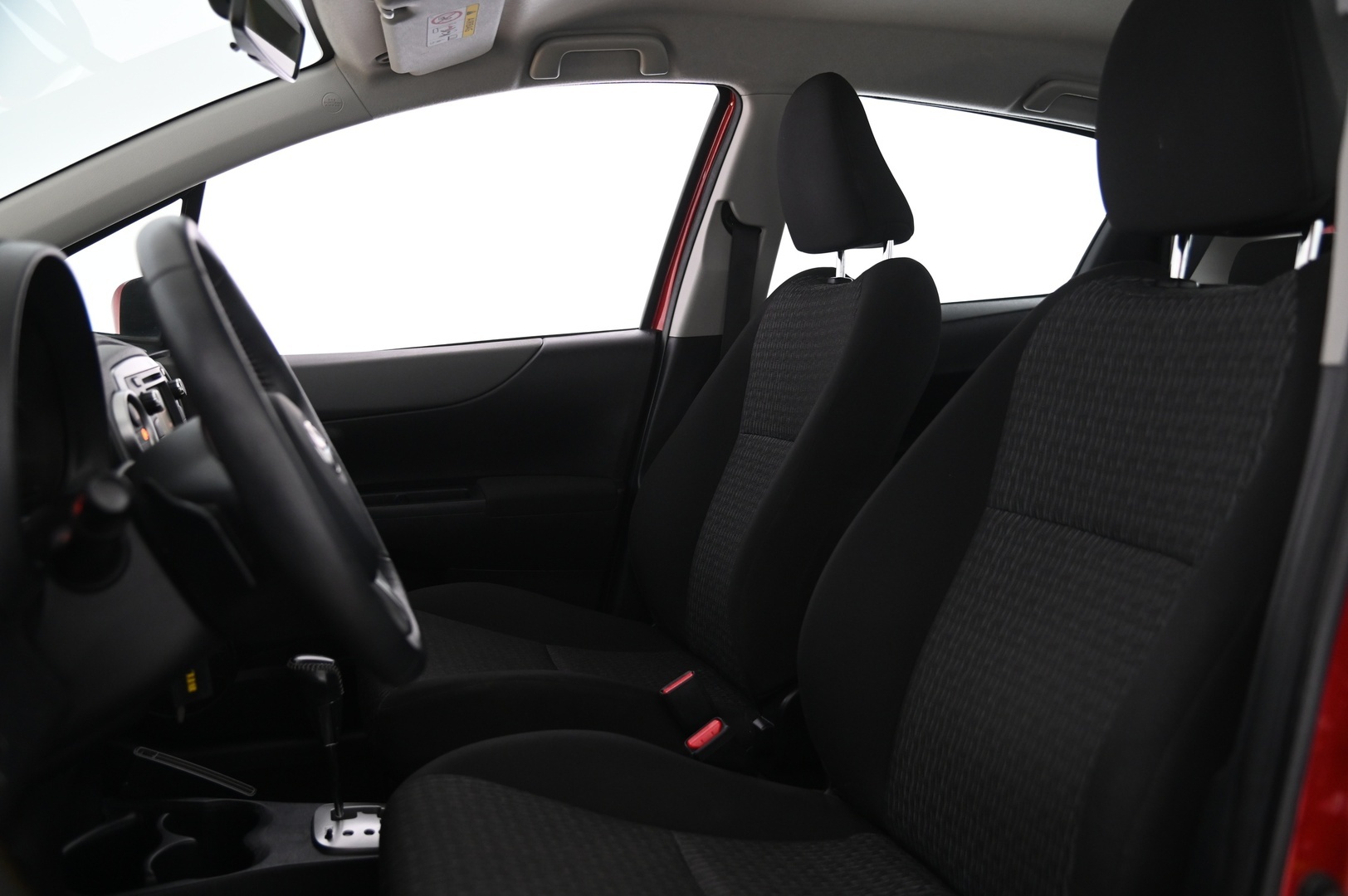 TOYOTA Yaris 2014