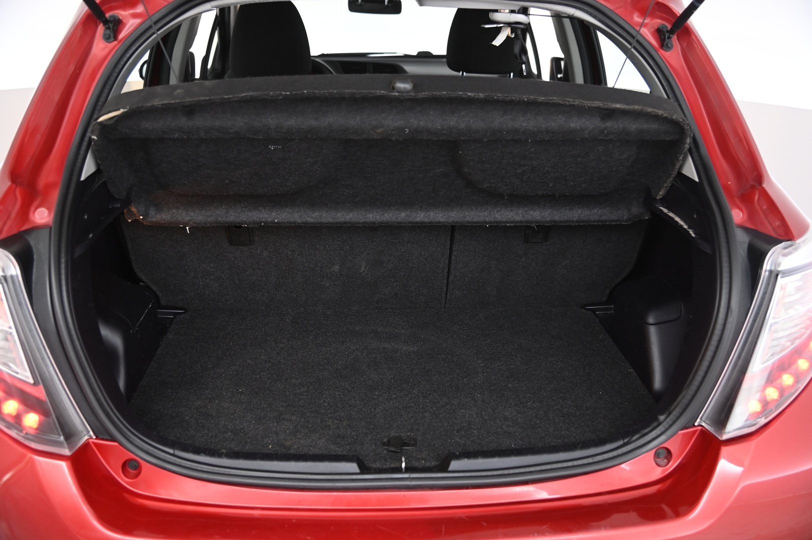 TOYOTA Yaris 2014