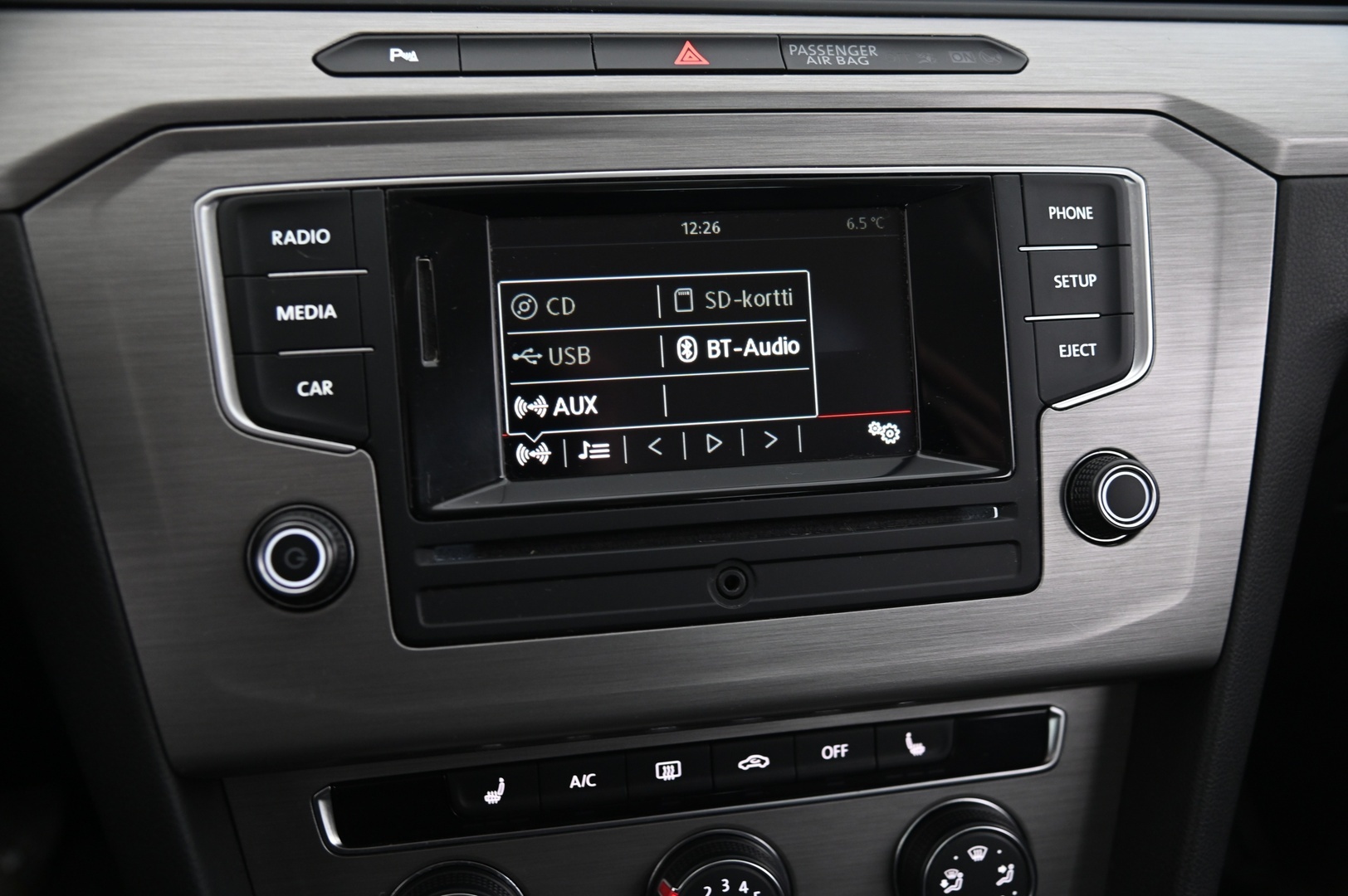 VOLKSWAGEN Passat 2016