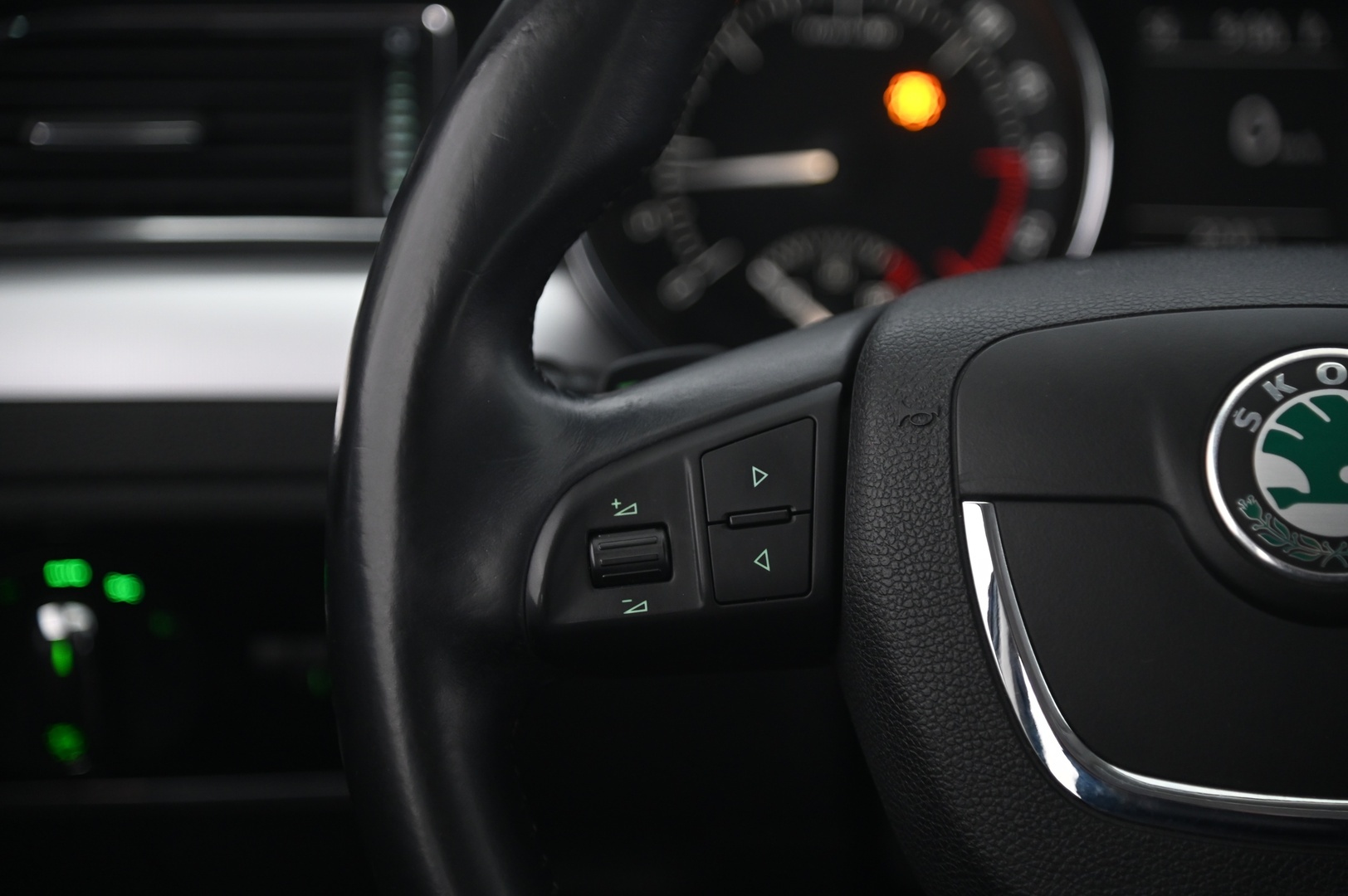 SKODA Superb 2013