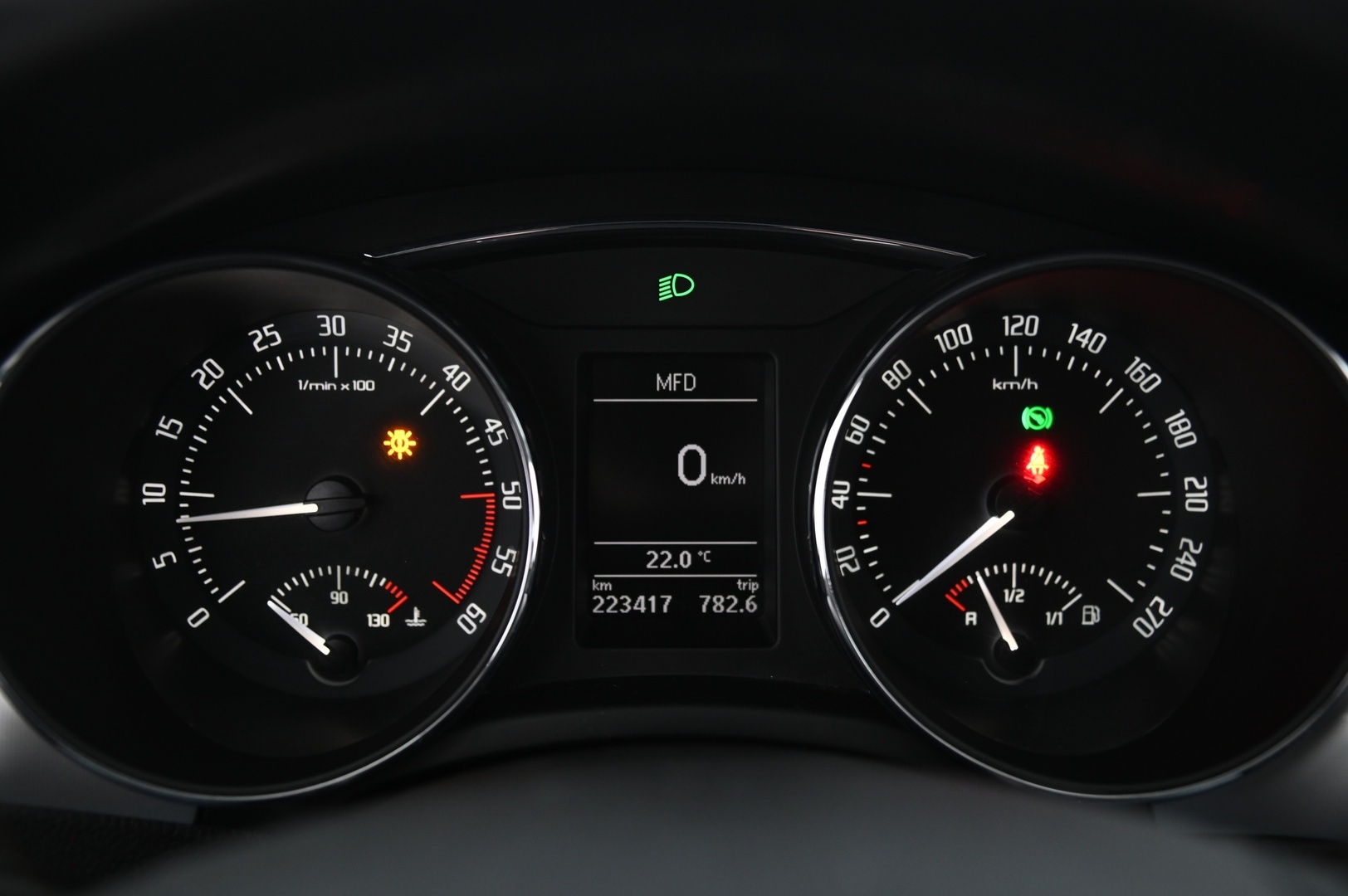 SKODA Superb 2013