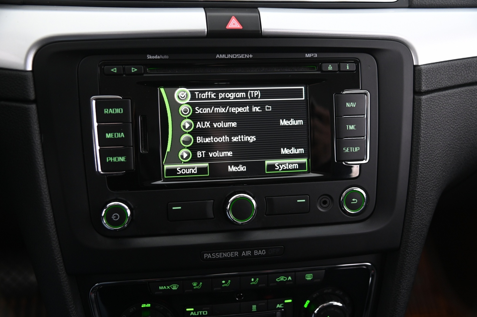 SKODA Superb 2013