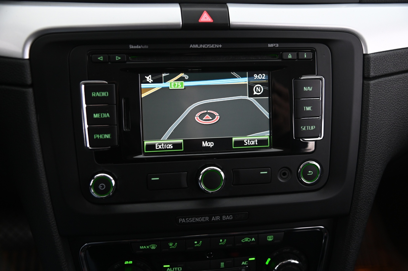 SKODA Superb 2013