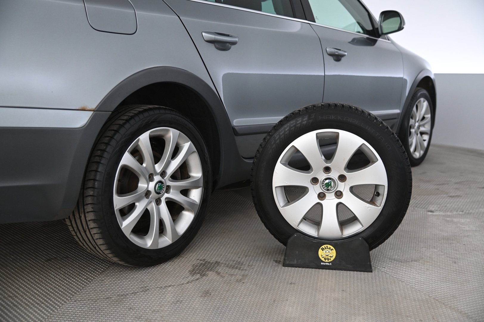 SKODA Superb 2013