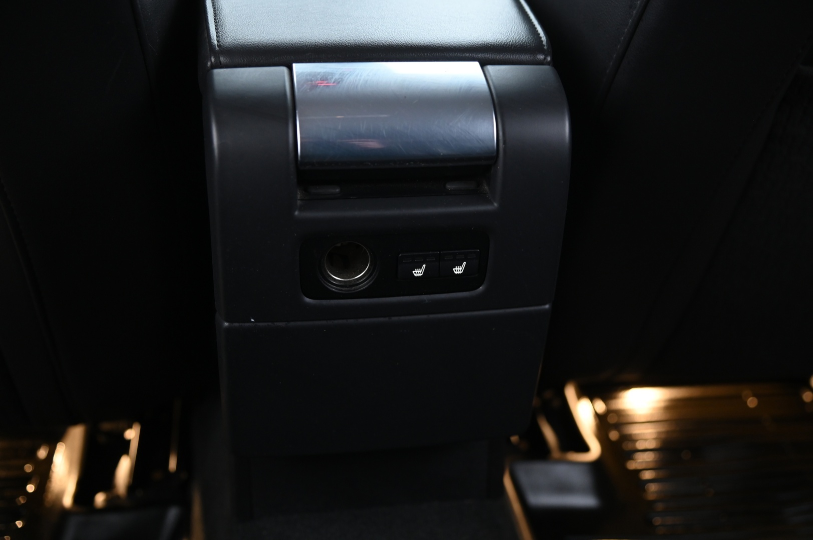 VOLVO V70 2015