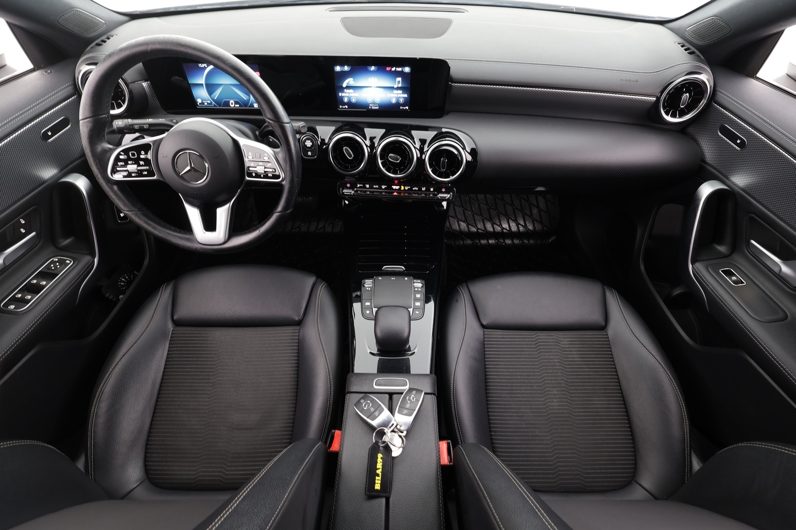 MERCEDES-BENZ CLA 2020