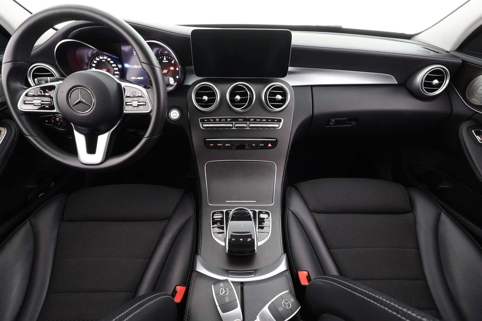 MERCEDES-BENZ C 2019