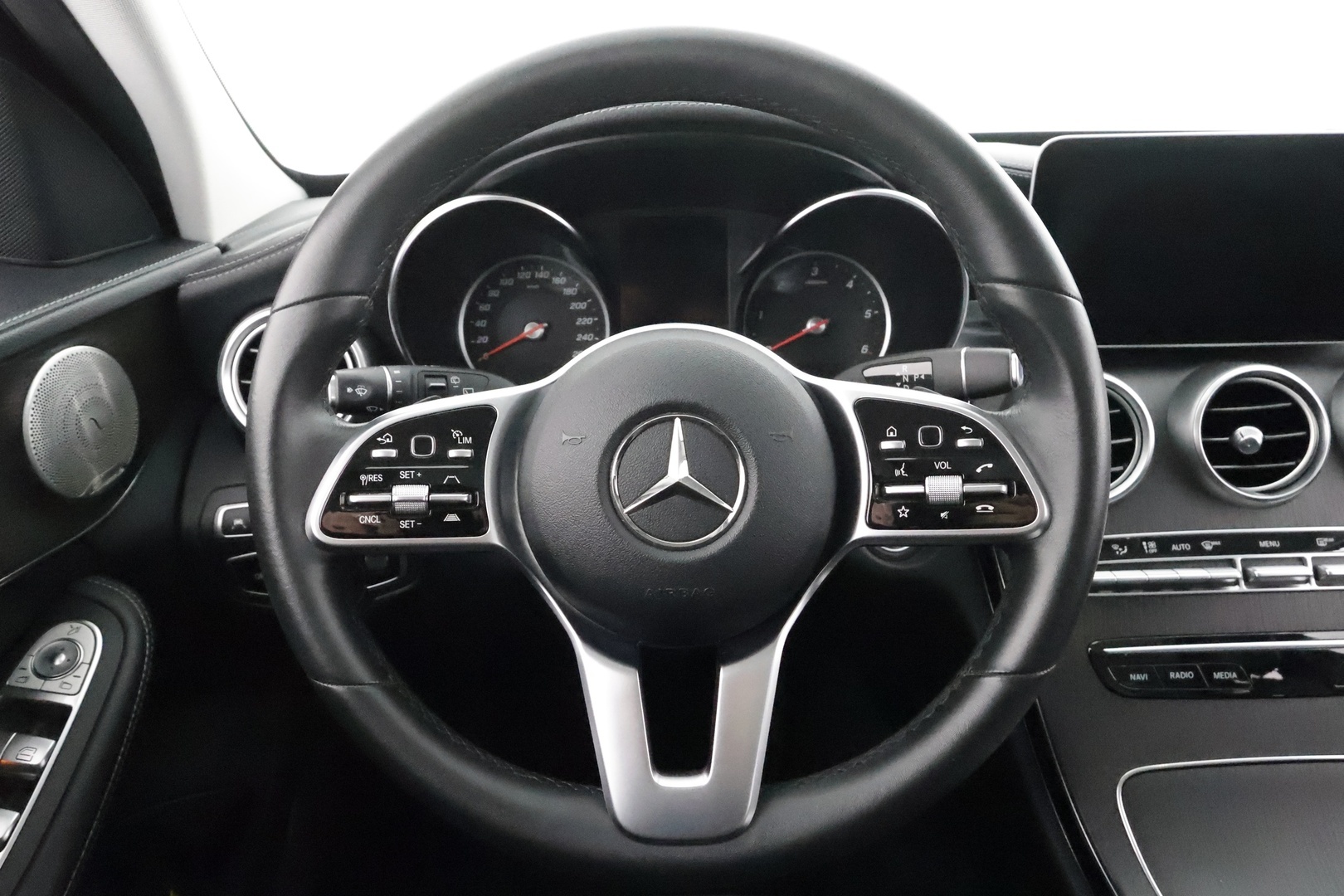 MERCEDES-BENZ C 2019