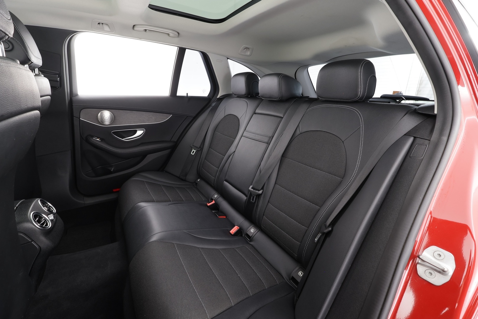 MERCEDES-BENZ C 2019