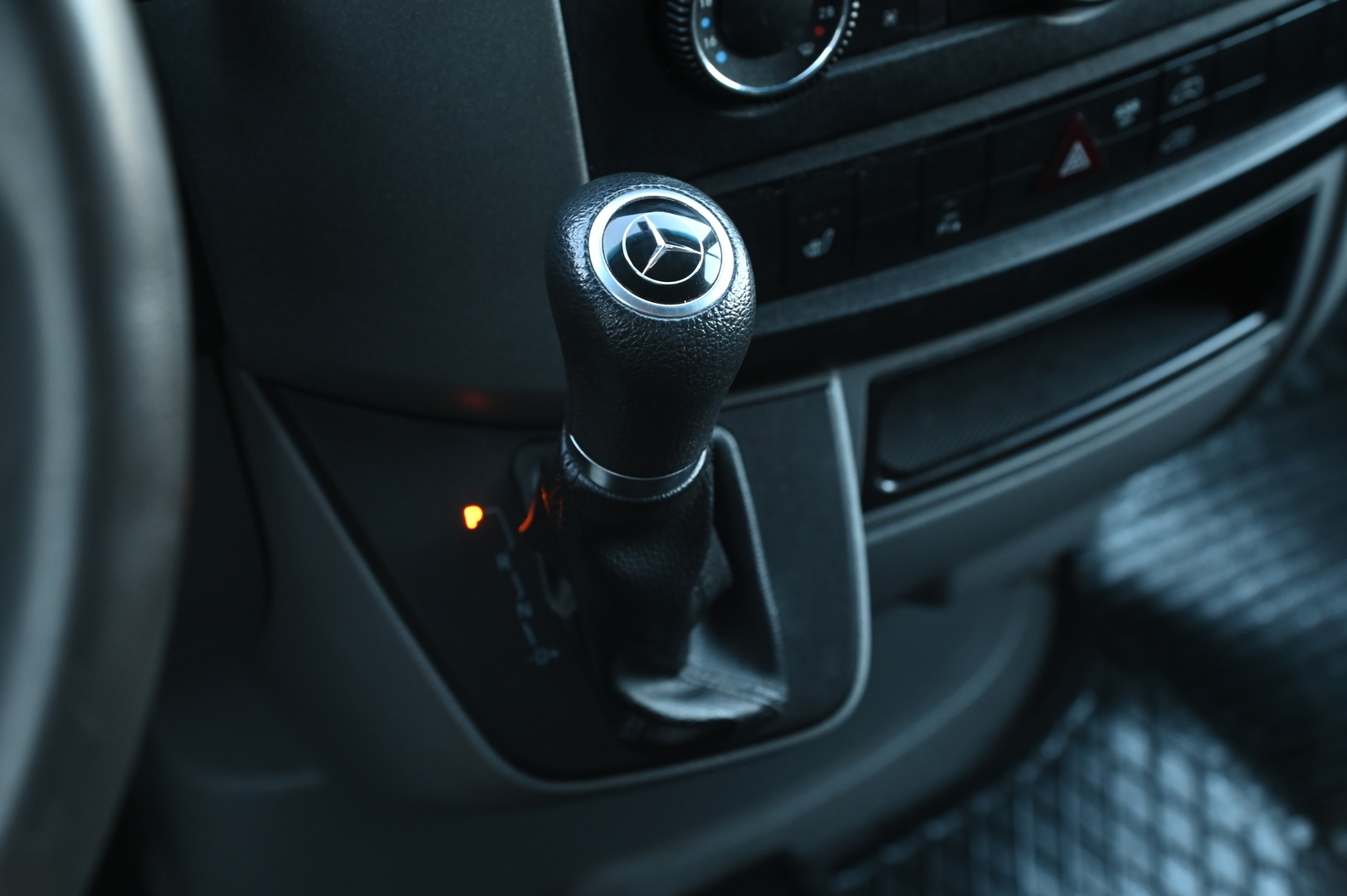 MERCEDES-BENZ Sprinter 2018