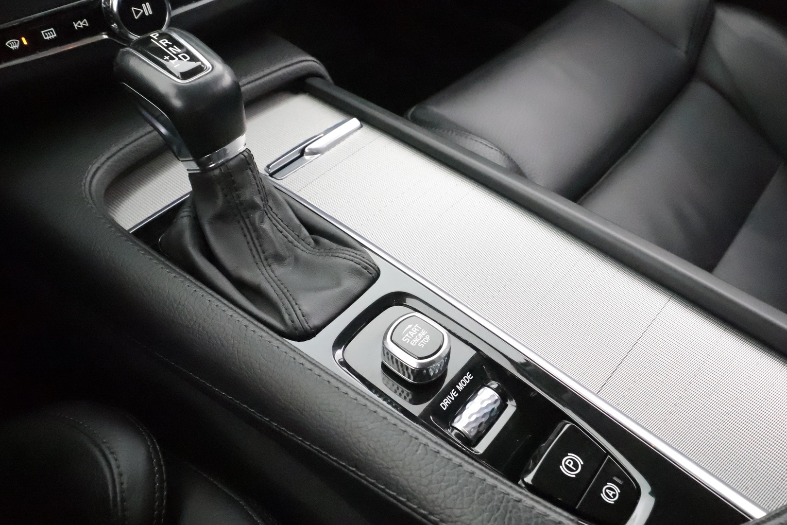 VOLVO V90 Cross Country 2018