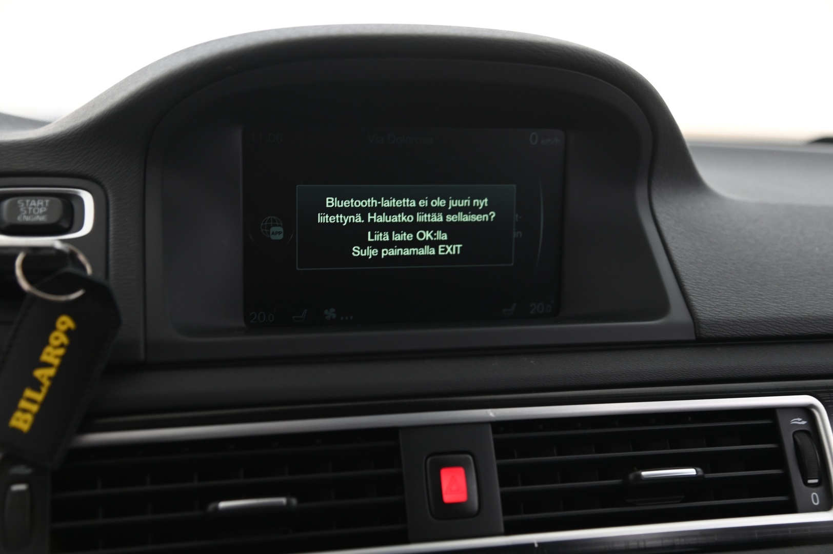 VOLVO V70 2016