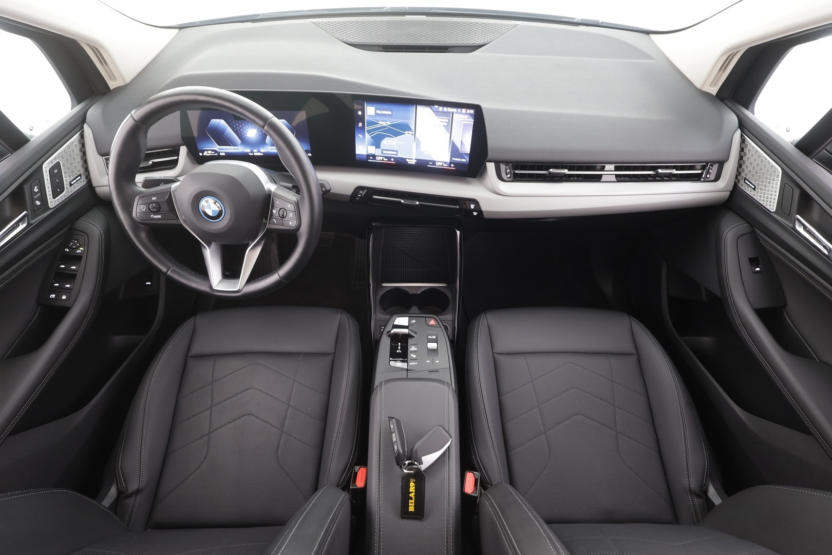 BMW 225 2023